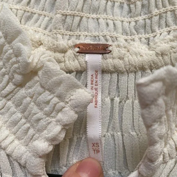 ❗️SOLD❗️Free People Sheer Blouse Size XS - Picture 2 of 5